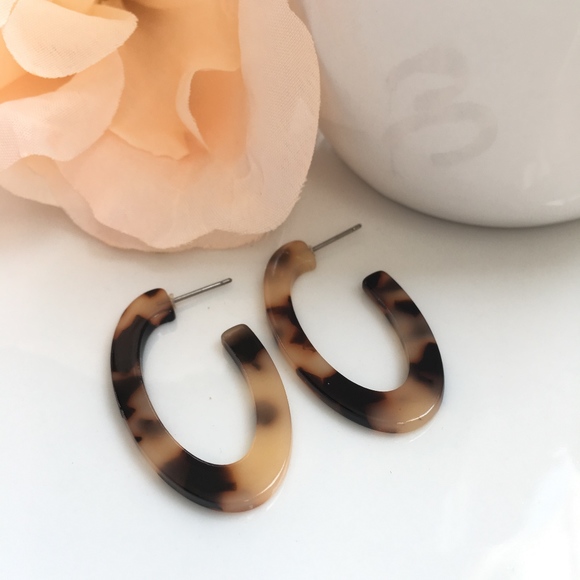 Oval Tortoise Shell Leopard Print Earrings - Picture 2 of 5